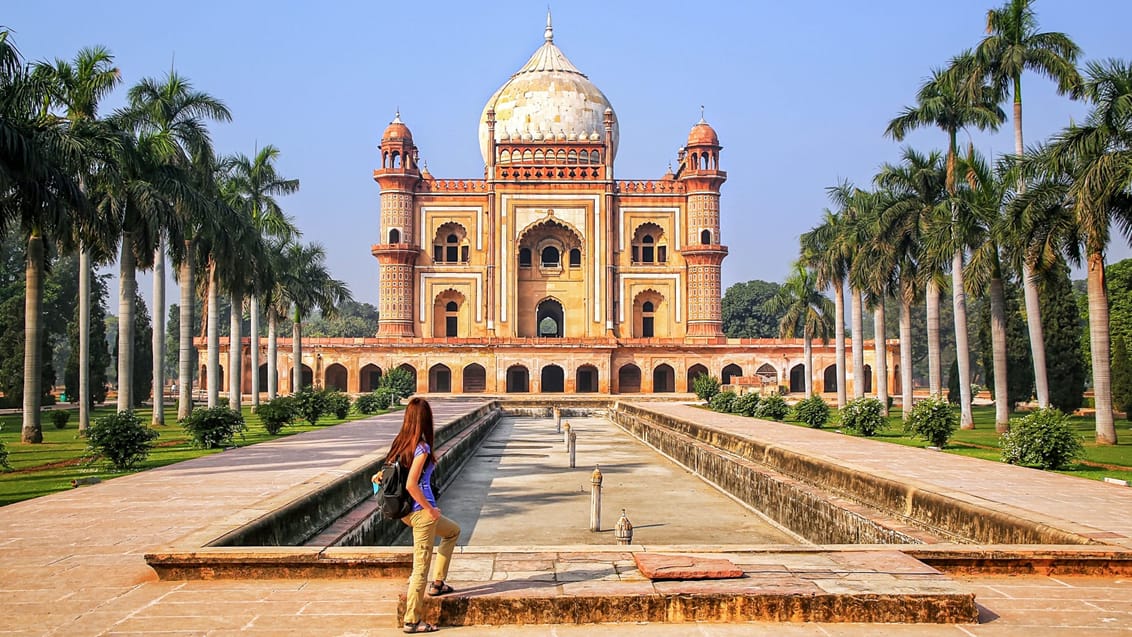 Safdarjungs Mausoleum i Delhi