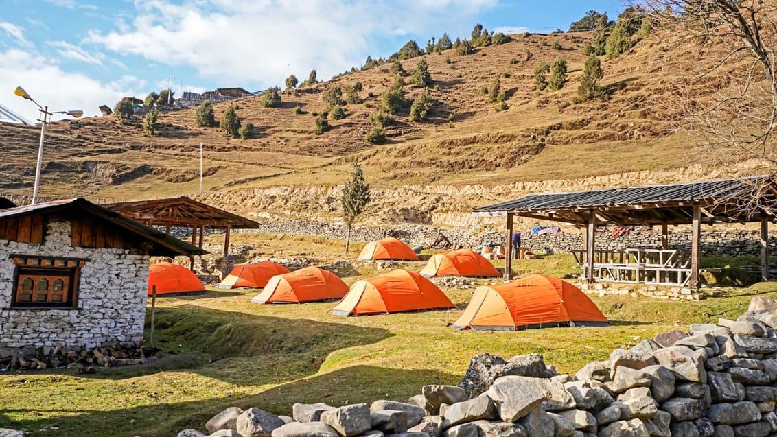Lejr for natten på Trans Bhutan-Trail