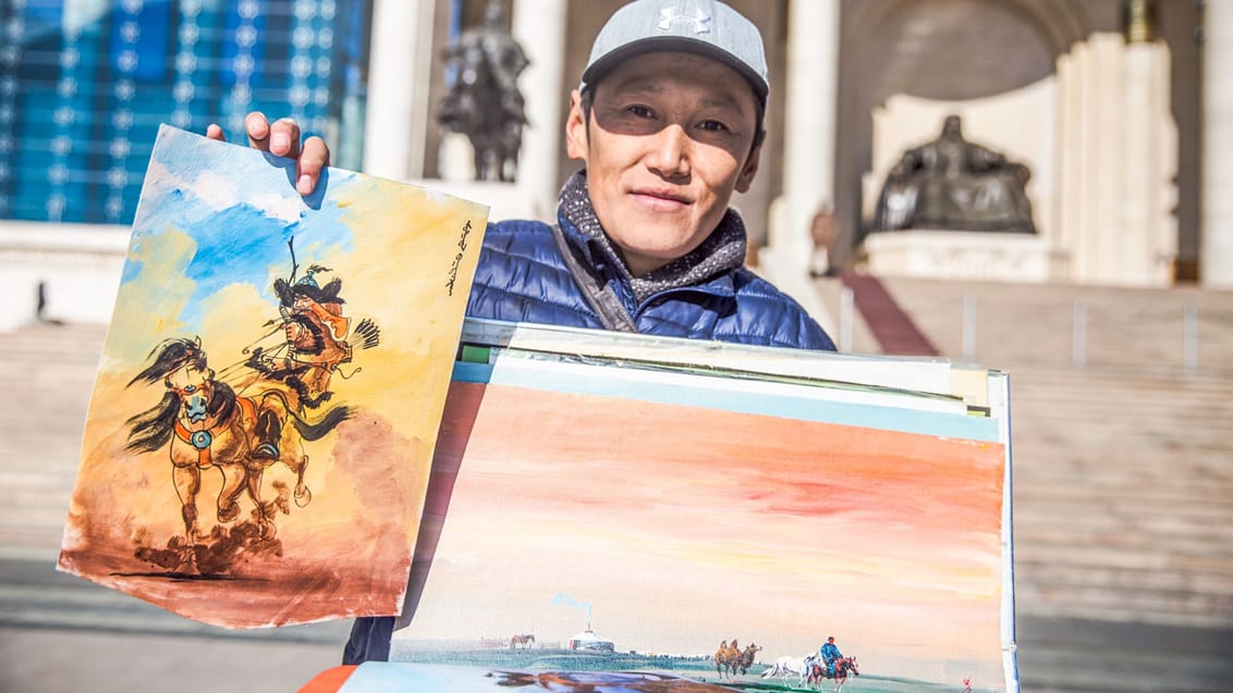 Der sælges lokal kunst i Ulan Bator