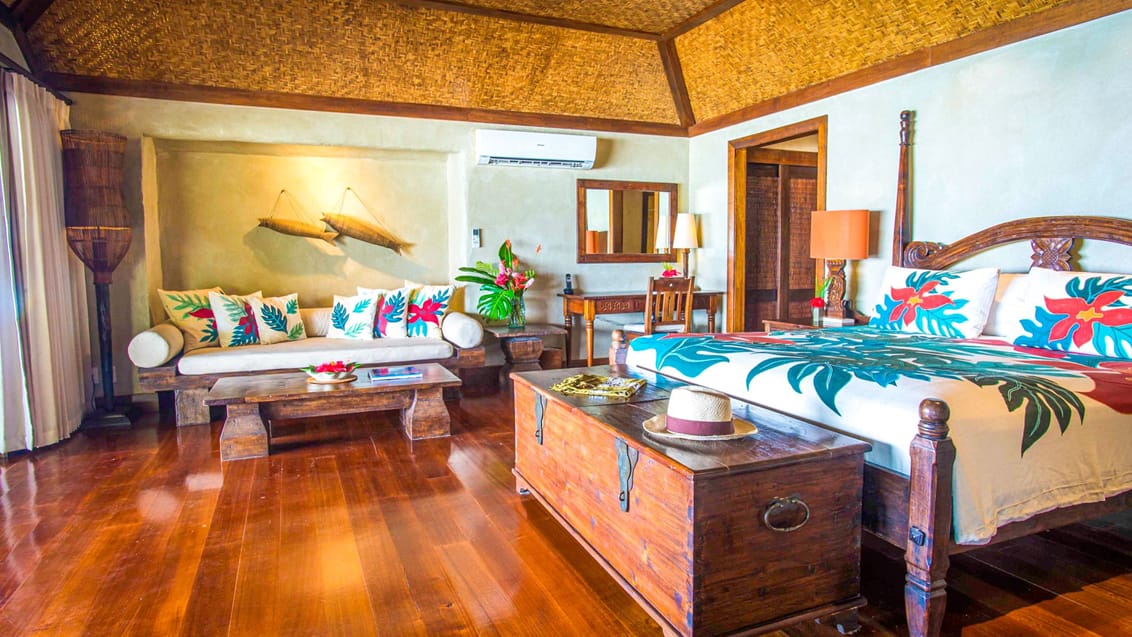 Værelserne på Pacific Resort er indrettet i klassisk polynesisk stil