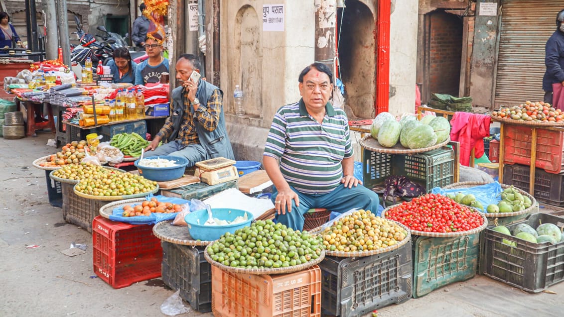 Frugt og grønt til salg i Kathmandus gader