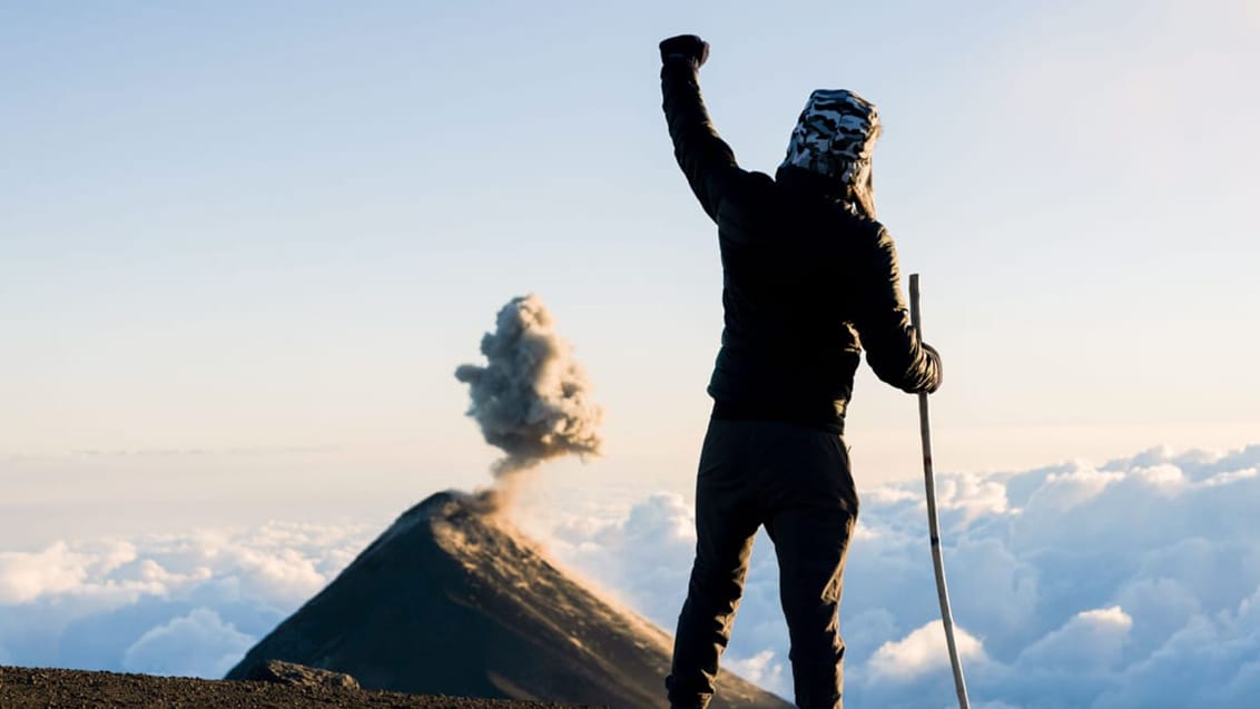 Hiker nået i mål ved Acatenango, Guatemala