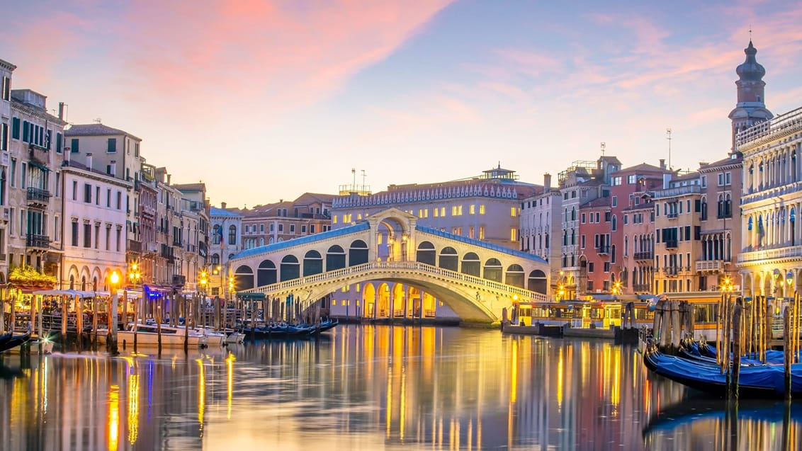 Rialto-broen i Venedig