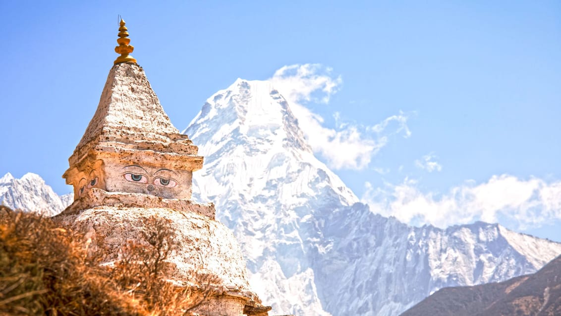 En af de mange Stupaer du møder på din vej mod Everest Base Camp
