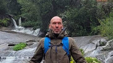 Lars Hugin, rejseleder