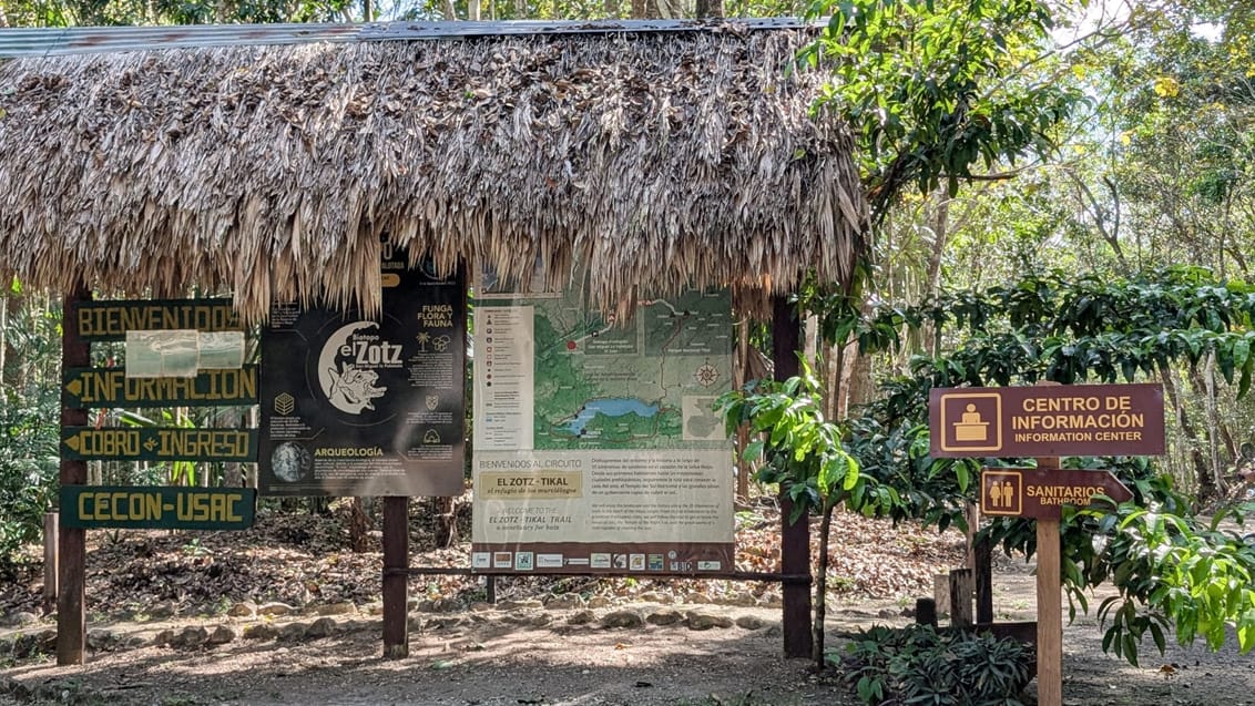El Zotz-hike, Guatemala