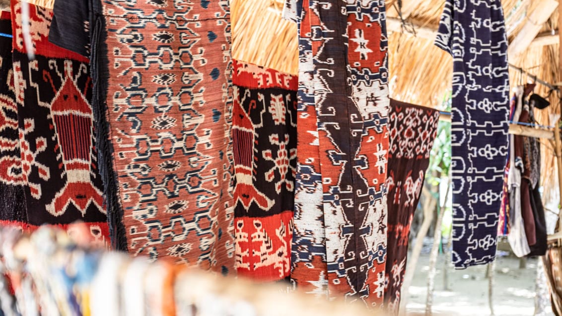 Ikat-vævning på Sumba, Indonesien