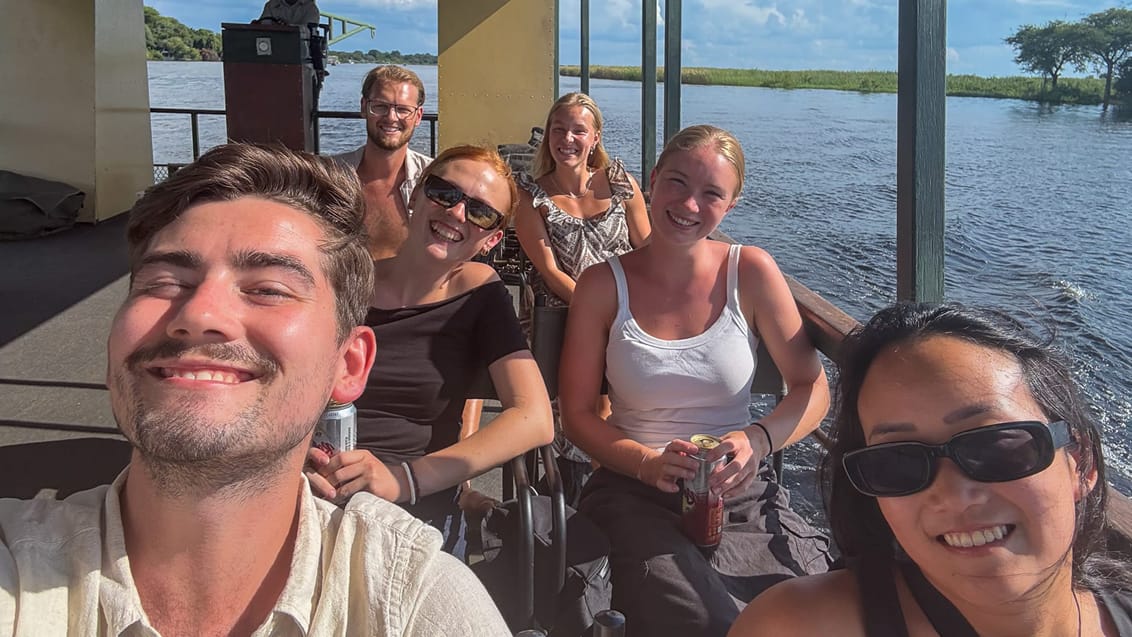 Chobe River Cruise hvor det rige dyreliv kan spottes fra båden
