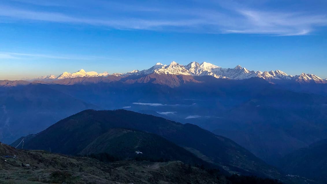 Undervejs på trekkingturen oplever du fantastske udsigter over Himalaya