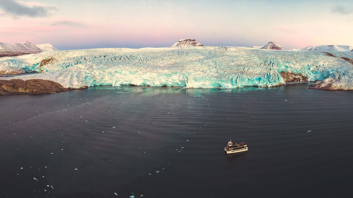 Tag med Jysk Rejsebureau på eventyr til Svalbard