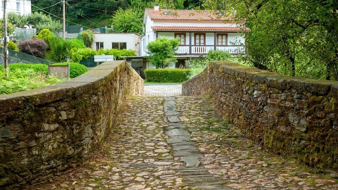 Middelalder bro ved Mino