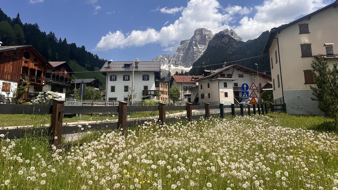Vandring i Dolomitterne fra autentisk bjergbase, vores bjergbase